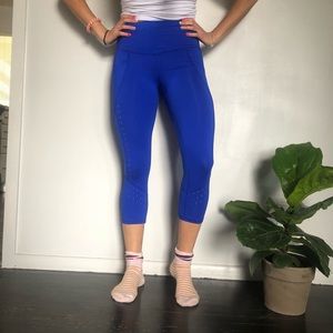 Blue Capri Workout Leggings